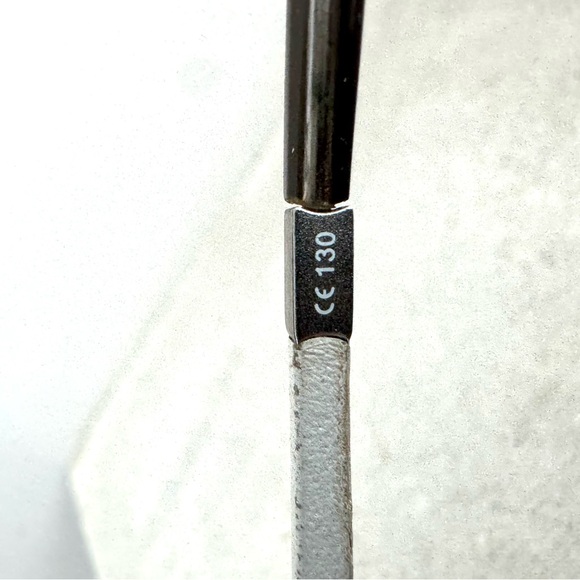 OAKLEY Women’s Aviator Sunglasses Rose Gold Lenses + Cloth & Case - Picture 7 of 16